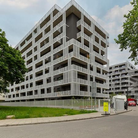 Stacja Wola Apartment Guminska By Noclegi Renters Varšava Exteriér fotografie