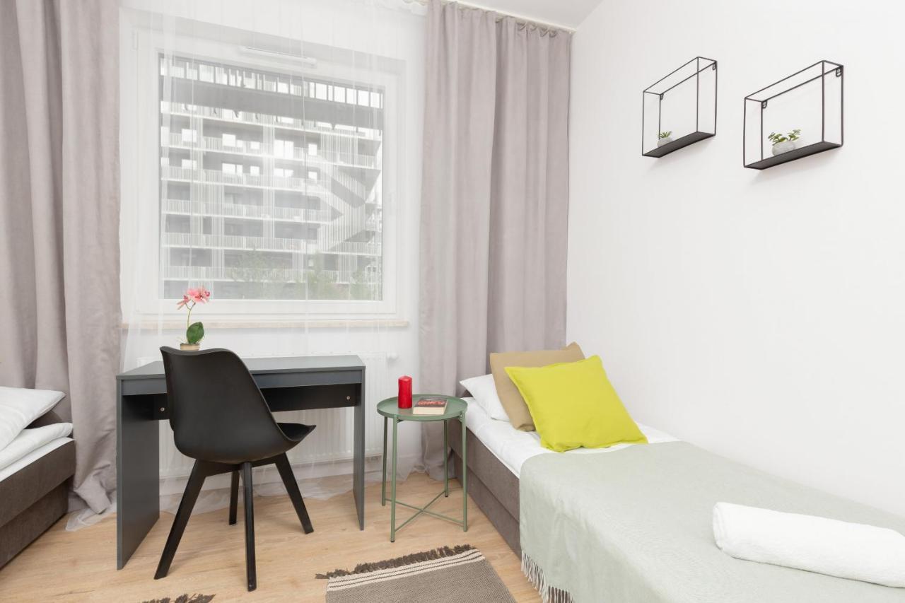 Stacja Wola Apartment Guminska By Noclegi Renters Varšava Exteriér fotografie